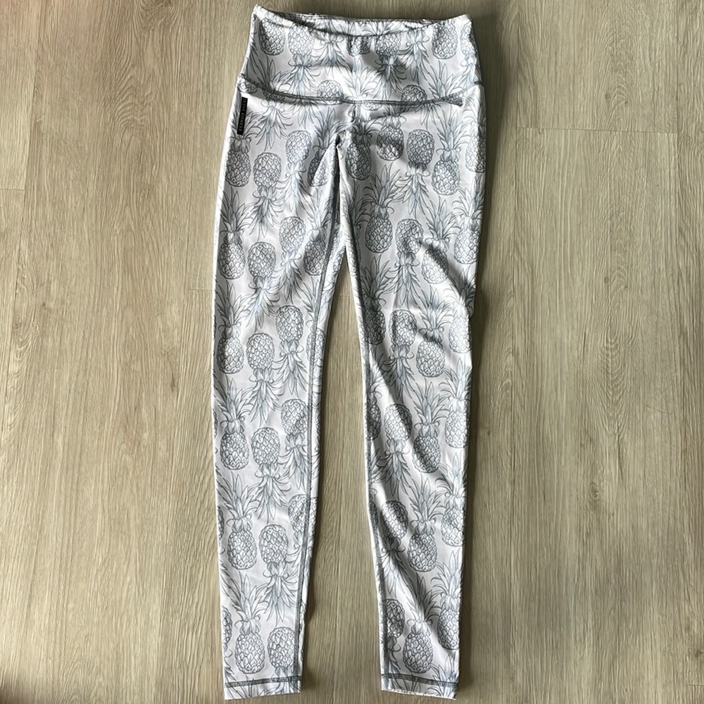 Pineapple leggings